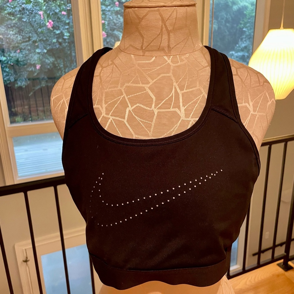 Nike Swoop Sports Bra